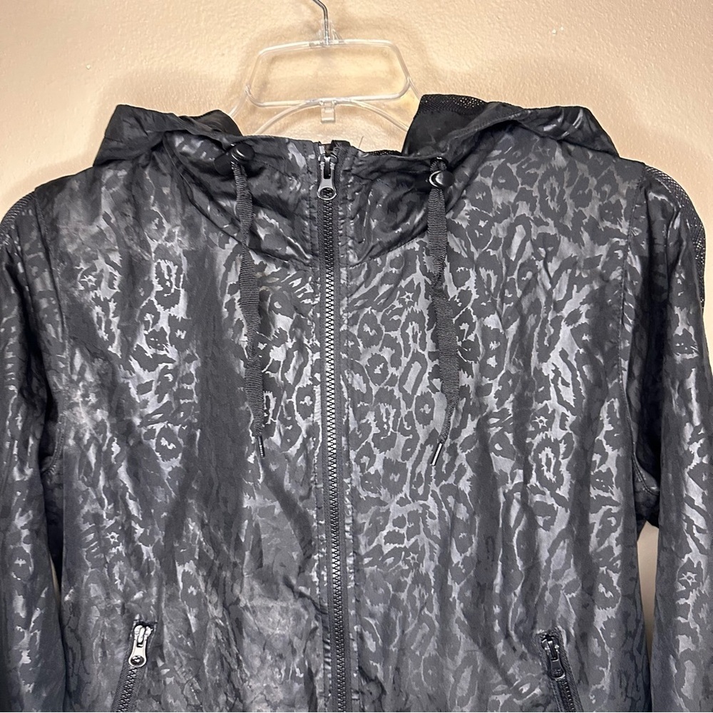 Zyia Active Black Leopard Print Women's Athletic Jacket Size Small Black - Picture 6 of 12